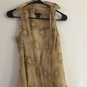 Sleeveless dress top